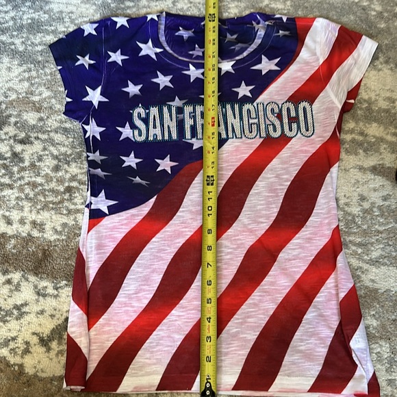 5/$25 will bundle San Francisco sequin T - Picture 7 of 7